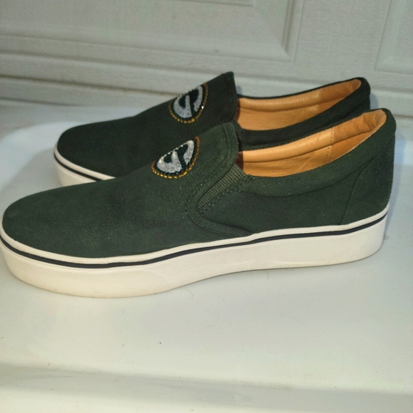 Green Bay Packer Sneakers - Picture 2 of 6